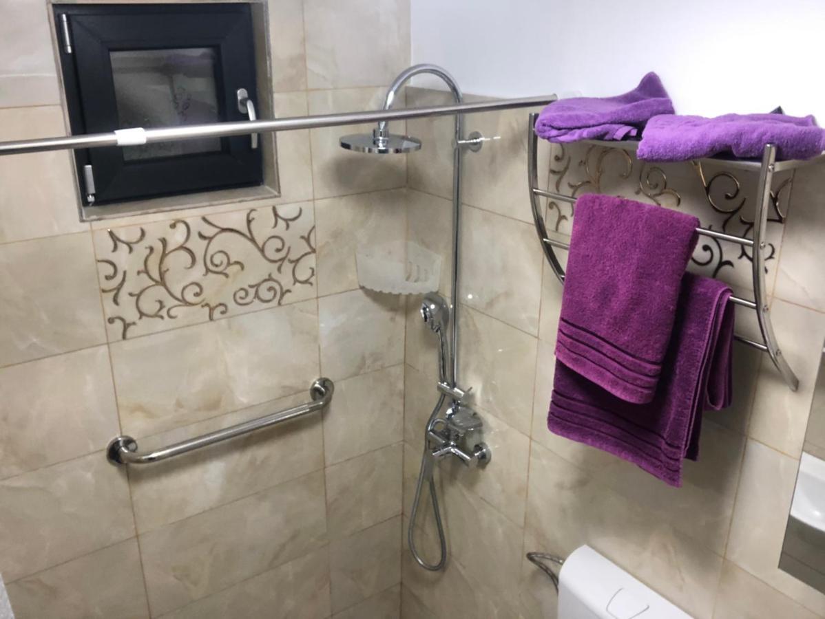 Downtown Studio Brasov Ngoại thất bức ảnh