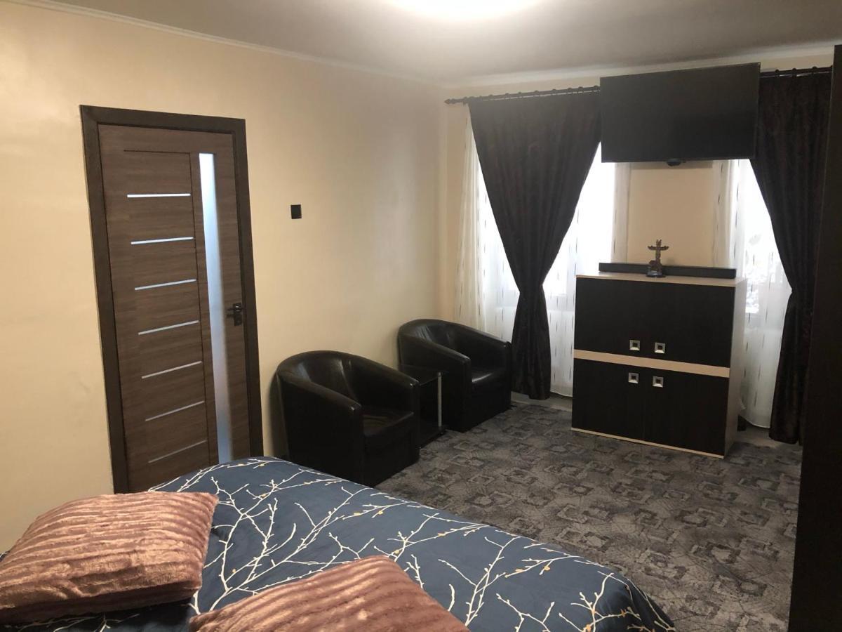 Downtown Studio Brasov Ngoại thất bức ảnh