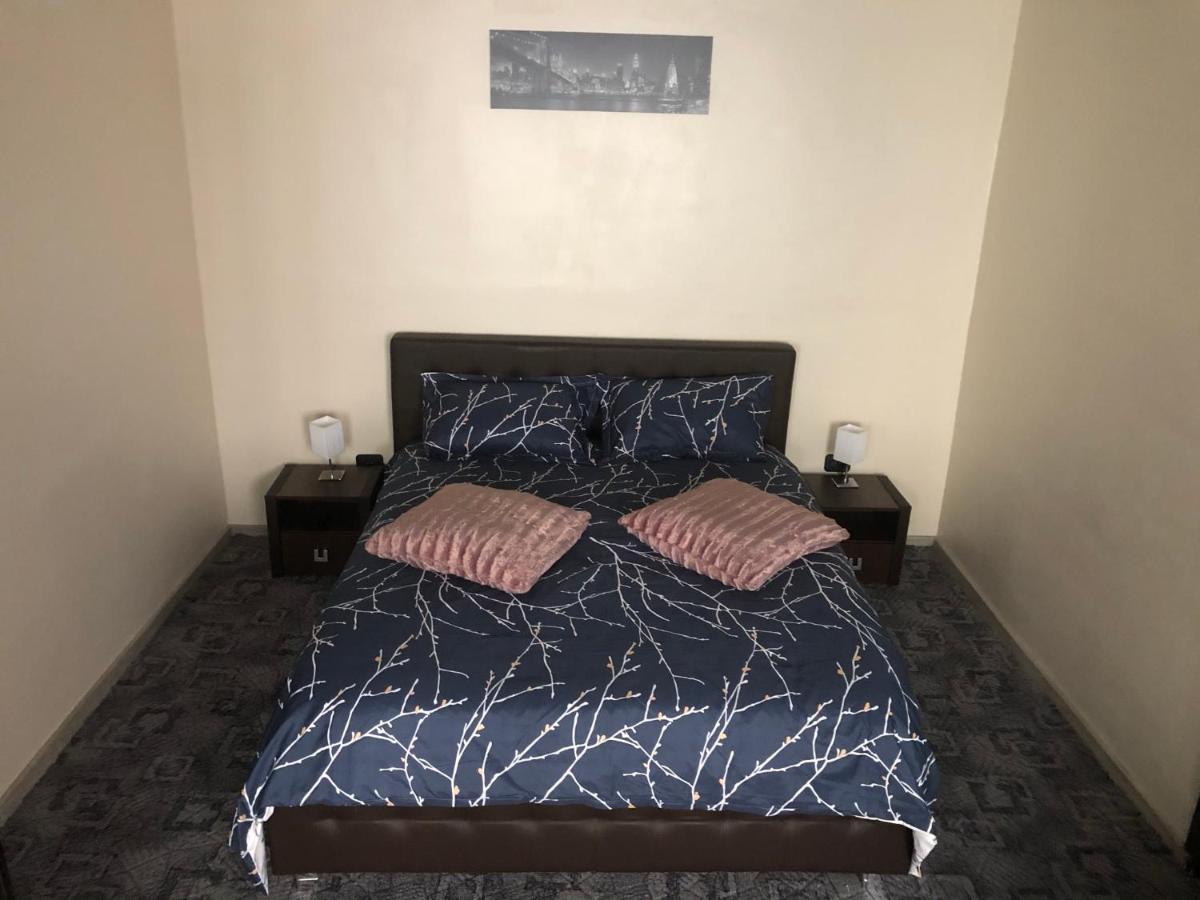 Downtown Studio Brasov Ngoại thất bức ảnh