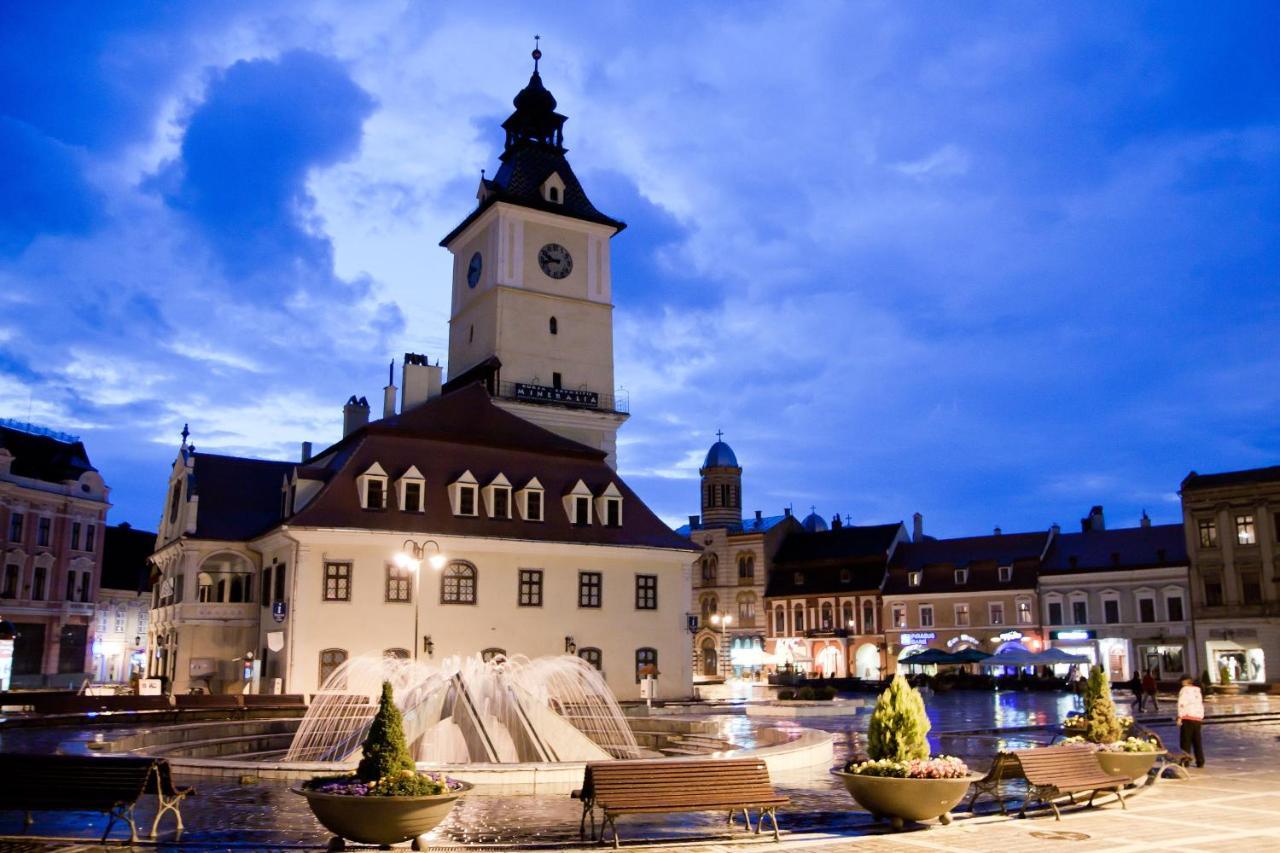 Downtown Studio Brasov Ngoại thất bức ảnh